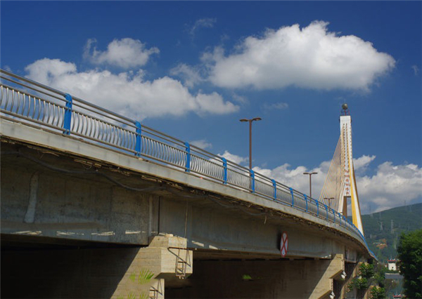 宣城304不锈钢桥梁护栏：安全、耐用与美观的完美结合