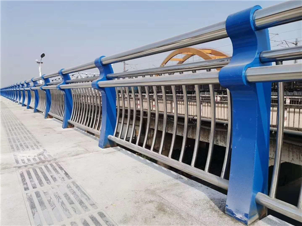 宣城304不锈钢复合管护栏的生产工艺揭秘